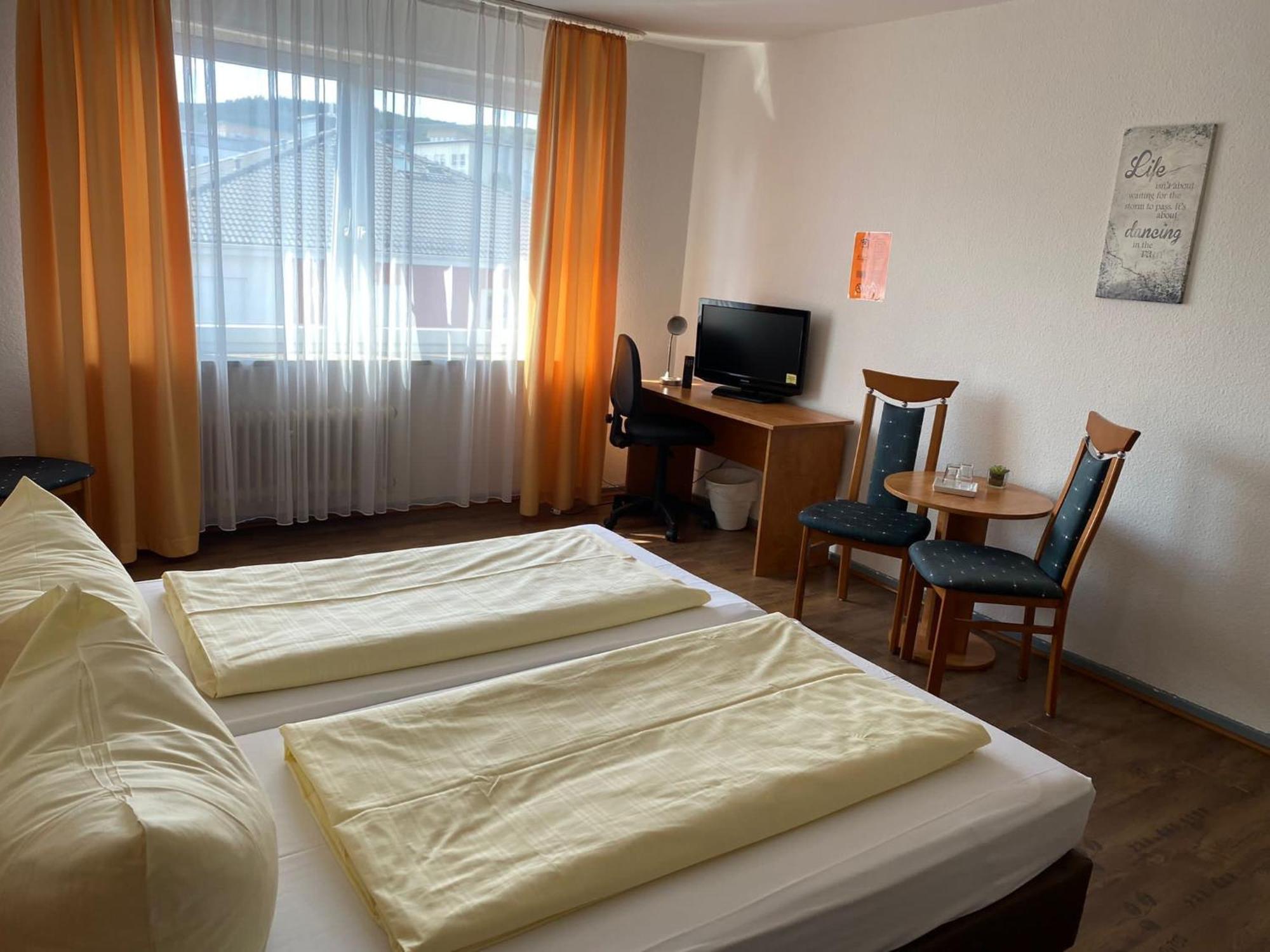 Hotel Sonne - Haus 1 Idstein Kültér fotó